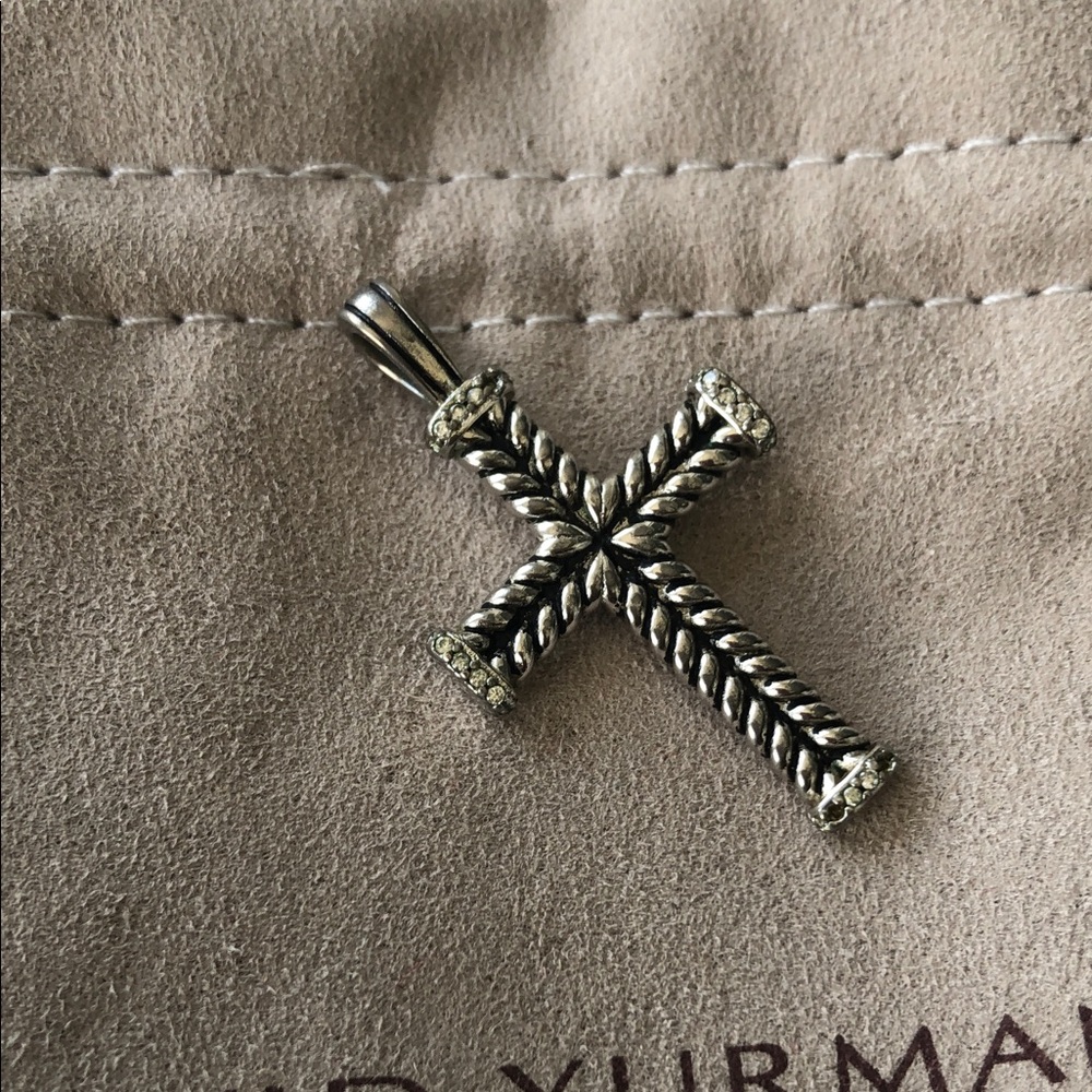 David Yurman Silver Rope-Textured Cross Pendant - Picture 2 of 3